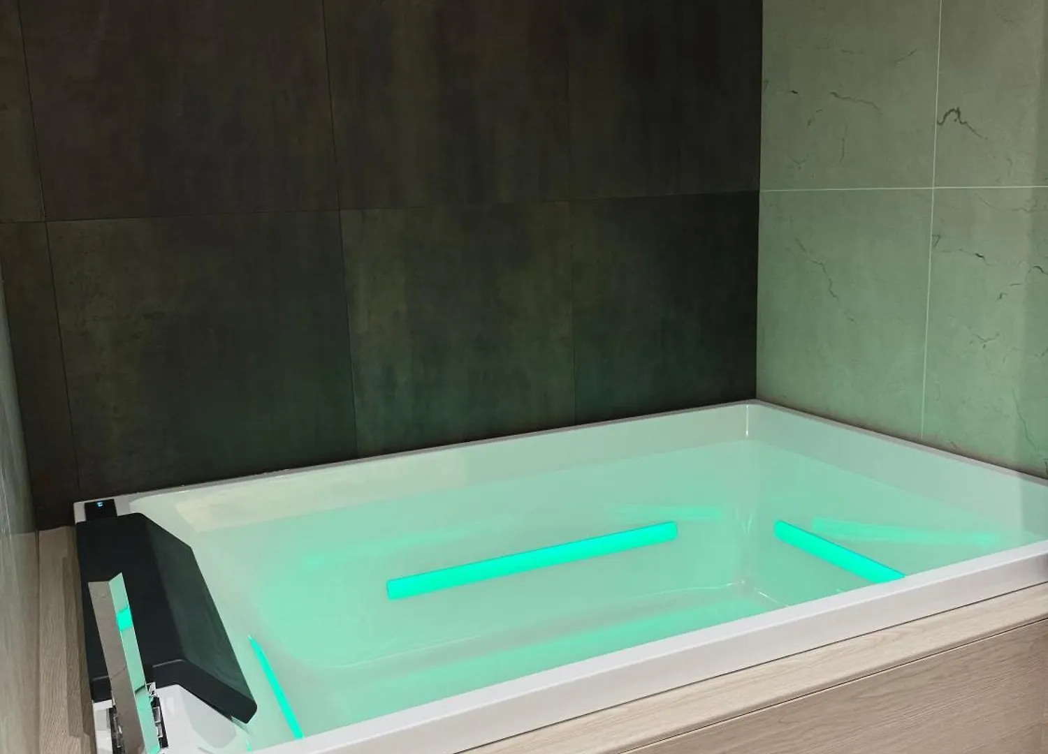 18Zero2 Luxury Rooms Bari