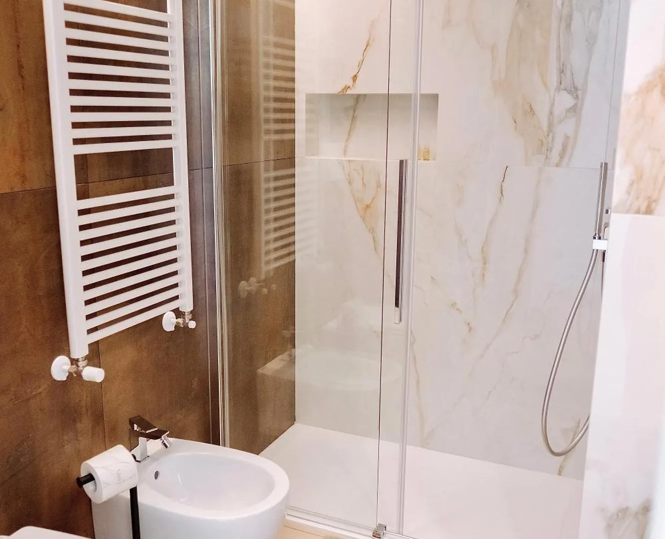 18Zero2 Luxury Rooms Bari
